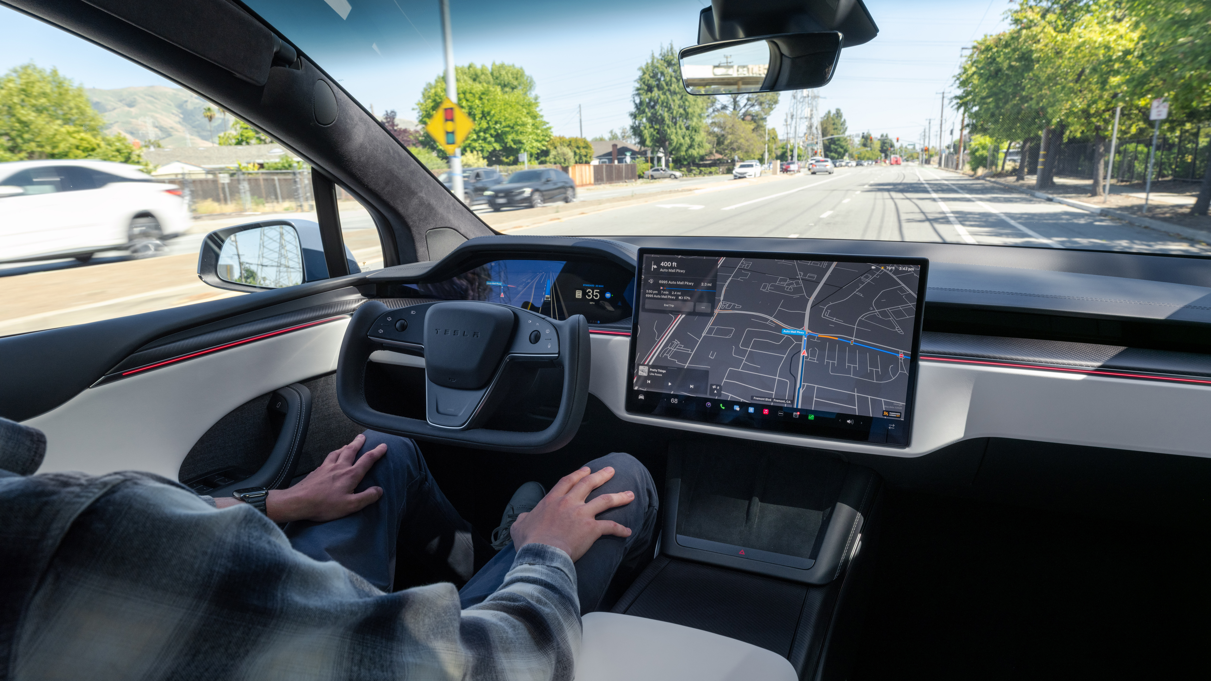Model X Autopilot & safety